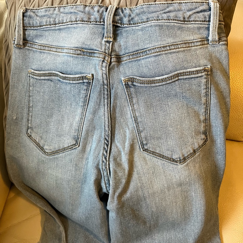 Universal Thread Jeans - Picture 2 of 3